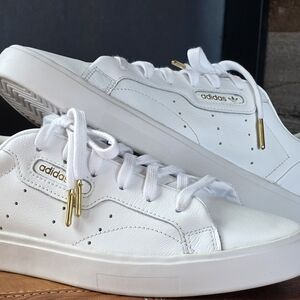 Adidas Sleek White Leather Women's Low-Top Sneakers with Gold Details